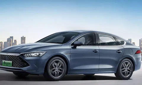 Đẩy Mazda3 vào quên lãng, siêu phẩm sedan cỡ C ra mắt với giá 260 triệu đồng, thiết kế đẹp lịm tim