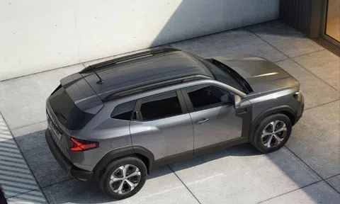 Tin xe hot 1/3: Ra mắt ‘cơn ác mộng’ của Toyota Corolla Cross giá 478 triệu đồng, có động cơ hybrid