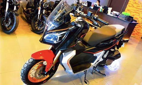 Tin xe 11/3: Ra mắt ‘ác mộng’ của Honda Air Blade giá 'mềm', có động cơ hybrid, ABS 2 kênh như SH