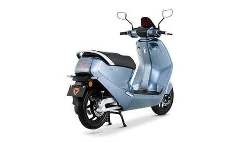 Tin xe hot 30/3: ‘Khắc tinh’ của Honda Air Blade ra mắt có thiết kế sang hơn SH, giá 46 triệu đồng