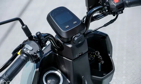 Tin xe trưa 30/3: Siêu phẩm xe ga mới ra mắt, tuyên chiến Honda Air Blade nhờ giá cạnh tranh, có ABS