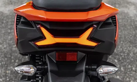 Tin xe hot 19/4: ‘Cơn ác mộng’ của Honda Vision sắp mở bán với giá mềm, thiết kế thể thao đẹp mắt