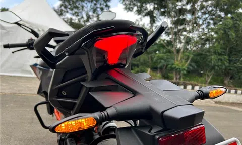 Ra mắt ‘hung thú’ côn tay vượt trội Yamaha Exciter, có phanh ABS 2 kênh, giá quá rẻ so với trang bị