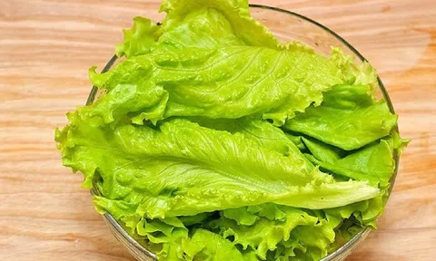 Rau xà lách rất tốt nhưng những đối tượng này nên tránh xa