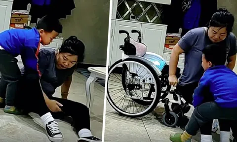 Xúc động khoảnh khắc cậu bé 4 tuổi đỡ người mẹ tàn tật ngồi xe lăn: Nói những lời động viên khiến ai nấy rưng rưng