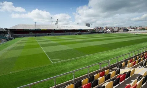 Muôn vàn khó khăn chờ đợi Man United ở 'hiểm địa' Rodney Parade