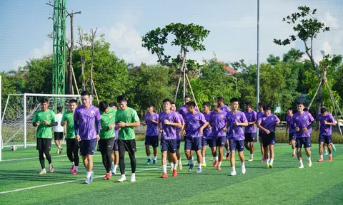 Hồng Lĩnh Hà Tĩnh có kì nghỉ Tết 'kì lạ' nhất V League