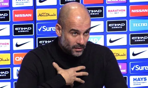 Pep bất ngờ vì trận thua của Man United