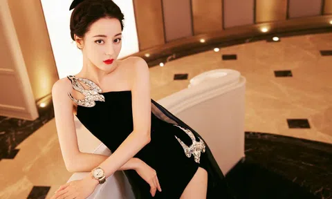 'Hoa tuyết Tân Cương' Địch Lệ Nhiệt Ba: Đẹp nhưng gây thất vọng vì diễn dở