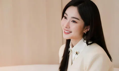 Hoa hậu Đặng Thu Thảo khoe loạt ảnh mới, nhan sắc đỉnh cao xứng danh nàng dâu hào môn