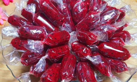 Cách làm mứt thanh long đỏ dẻo thơm, cực kỳ đơn giản tại nhà để đãi khách dịp Tết