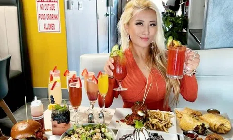 Cô gái ăn hết 100 chiếc bánh bao trong 10 phút kiếm bộn tiền nhờ nghề độc lạ nhưng vẫn giữ được dáng siêu gọn