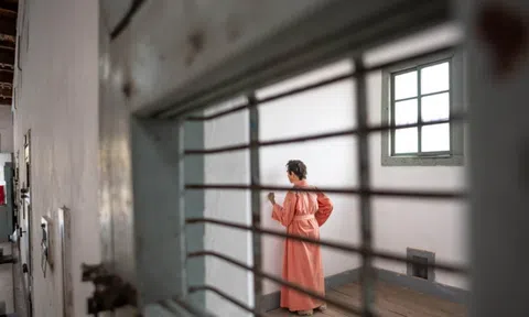 Yakuza Nhật Bản tiết lộ trò tiêu khiển yêu thích của các đại ca thế giới ngầm trong tù khiến ai cũng choáng váng