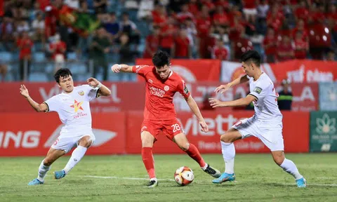 Bất ngờ với đề cử Cầu thủ xuất sắc nhất V-League 2023