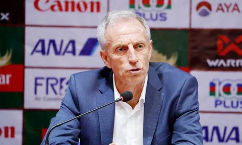 Chuyên gia châu Âu so sánh trình độ bóng đá Việt Nam với Trung Quốc