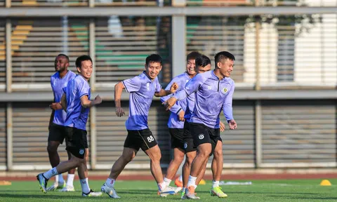 Lịch thi đấu bóng đá hôm nay 24/10: Hà Nội FC so tài đội bóng Trung Quốc