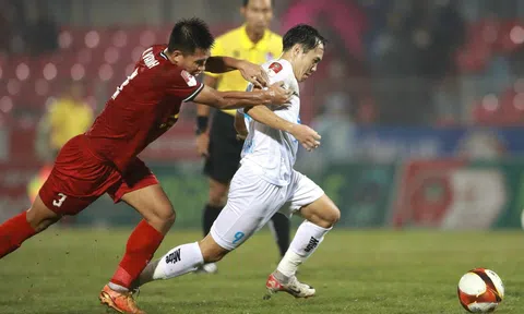 VIDEO: Văn Toàn, Hồng Duy lập công giúp Nam Định dẫn đầu V-League