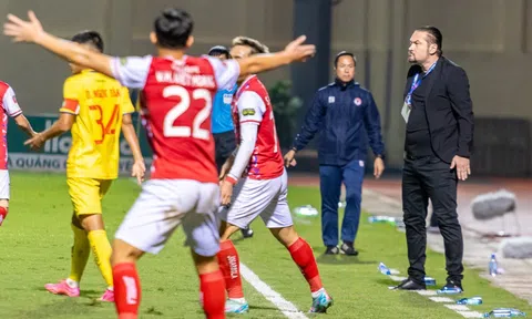 HLV Popov đối diện án phạt nguội sau loạt phát ngôn về trọng tài V-League