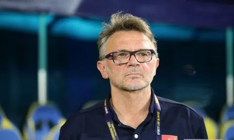 HLV Troussier sắp công bố danh sách ĐTVN
