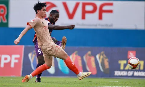 Lịch thi đấu bóng đá hôm nay 26/12: Hấp dẫn 2 trận cầu có VAR ở V-League