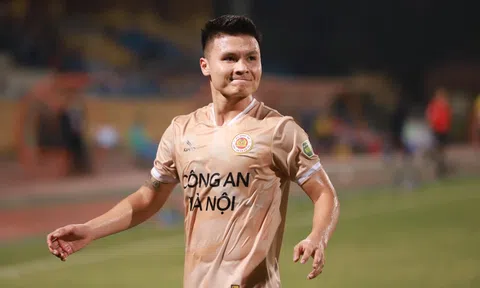 Quang Hải gây sốt trong ngày CAHN thắng đậm CLB Malaysia