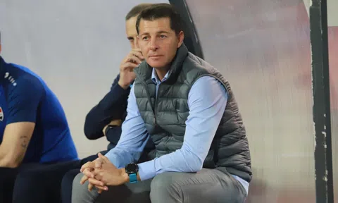 HLV ĐT Iraq: 'Tôi không ngu ngốc mà hứa hẹn vô địch Asian Cup'