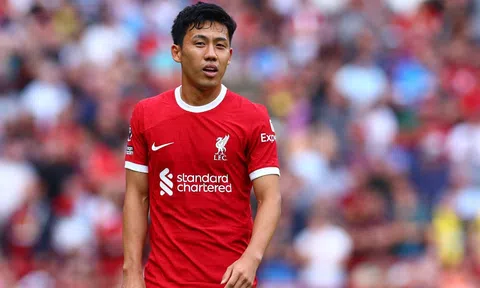 Wataru Endo thừa nhận 'cảm xúc lẫn lộn' trước thềm Asian Cup