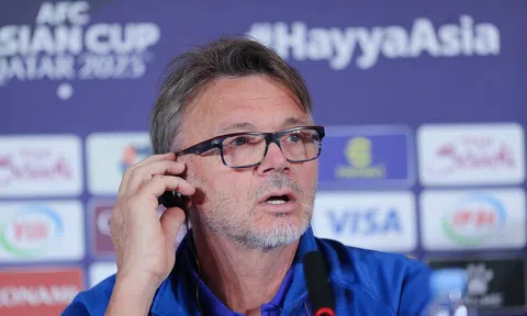 HLV Troussier: 'Tất cả sẽ biết sức mạnh của Việt Nam sau trận gặp Nhật Bản'