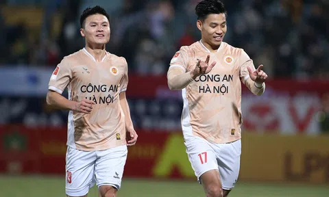 Cựu sao HAGL nói lời bất ngờ về HLV Kiatisak ở CAHN