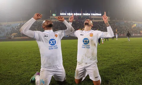 Vòng 11 V-League 2023/24: Kịch tính, bùng nổ nhóm đua vô địch