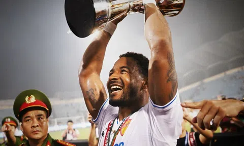 Chân sút Brazil lập kỷ lục chưa từng có ở Việt Nam