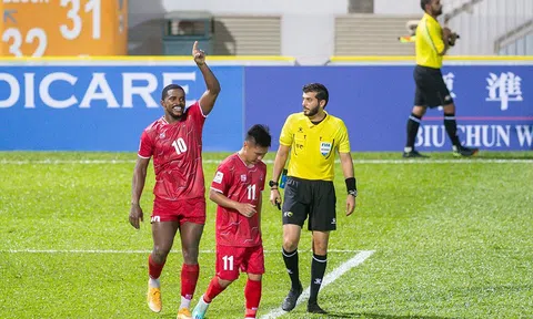 Vừa thăng hạng, đội bóng Việt Nam chốt sổ ngay chân sút Brazil