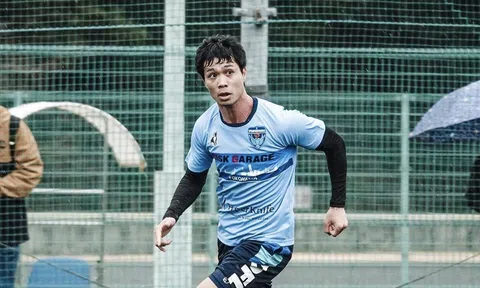 Yokohama FC thăng hoa, Công Phượng lại nhận tin buồn ở Nhật Bản