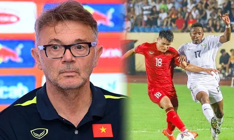 HLV Troussier lập kỷ lục, ĐT Việt Nam thăng tiến trên BXH FIFA