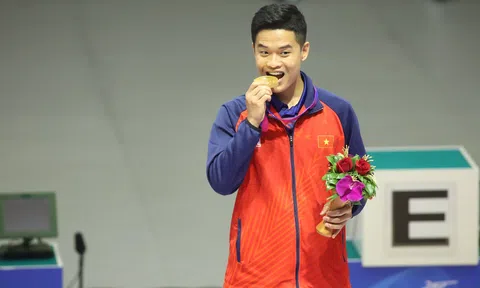 Xạ thủ Phạm Quang Huy nhận thưởng lớn sau tấm HCV tại đấu trường Asiad 19