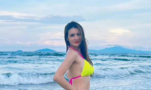 Em gái Công Vinh tung loạt ảnh diện bikini khoe thân hình nóng bỏng