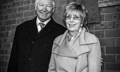 Vợ Sir Alex Ferguson qua đời, thành viên Man Utd gửi lời chia buồn