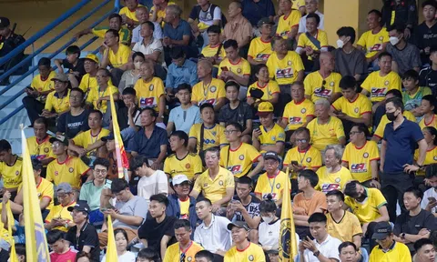Vòng 2 V-League: HLV Popov bỏ họp báo, CĐV Thanh Hóa nói điều thật lòng về trọng tài