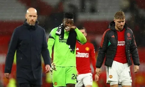MU thảm bại trước Man City, HLV Ten Hag quay sang chỉ trích trọng tài