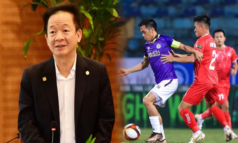 Trắng tay trước Hải Phòng tại Hàng Đẫy, bầu Hiển 'họp đội' ngay trên sân