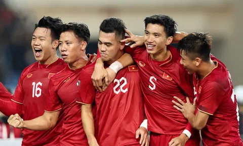 Nhiều tuyển thủ Việt Nam không thể tham dự đám cưới Đoàn Văn Hậu và Doãn Hải My