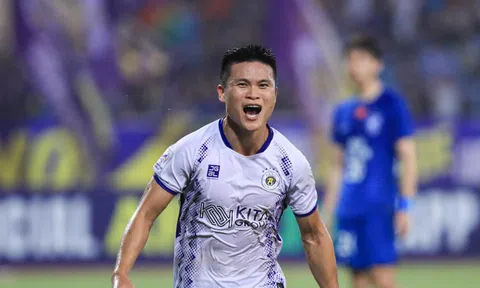 Tuấn Hải rực sáng, Hà Nội FC ngược dòng đánh bại đội bóng Trung Quốc