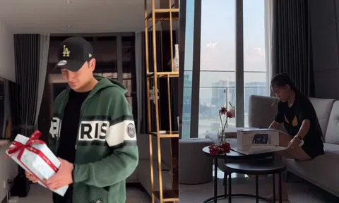 Văn Lâm phấn khích khi được bạn gái tặng quà Giáng sinh sớm