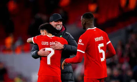 HLV Liverpool tiết lộ bí quyết đánh bại Fulham trong 3 phút