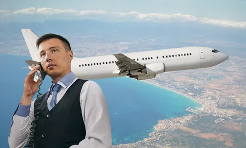 Cựu tiếp viên vén màn tường tận 'chuyện gì sẽ xảy ra nếu hành khách qua đời trên máy bay'
