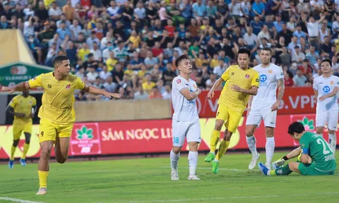 Khúc ngoặt bất ngờ ở vòng 20 V-League 2023/24