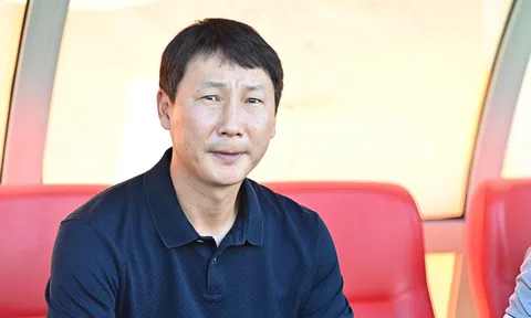 Truyền thông Hàn Quốc bức xúc trước sự việc bịa đặt về HLV Kim Sang Sik