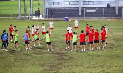 CĐV Indonesia xin lỗi LĐBĐ Iraq