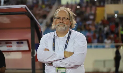 HLV Philippines nói lời từ đáy lòng sau trận thua ngược ĐT Việt Nam