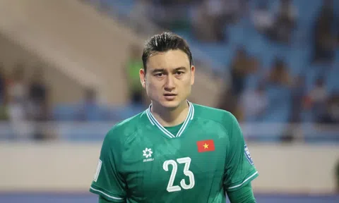 HLV Phạm Minh Đức chỉ thẳng sai lầm của Đặng Văn Lâm